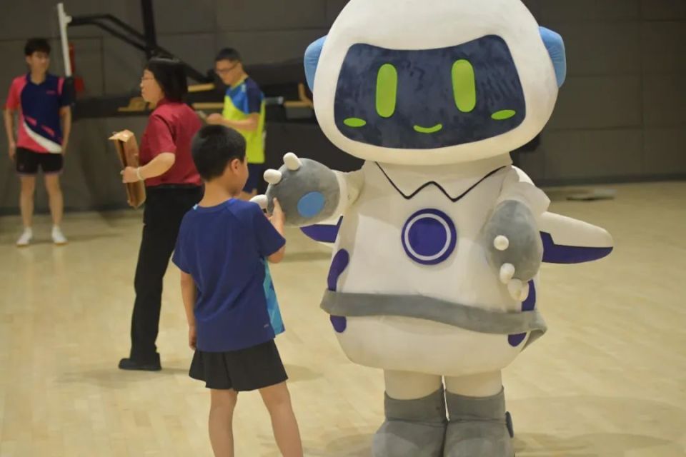 彩蛋, 牌商业赛大