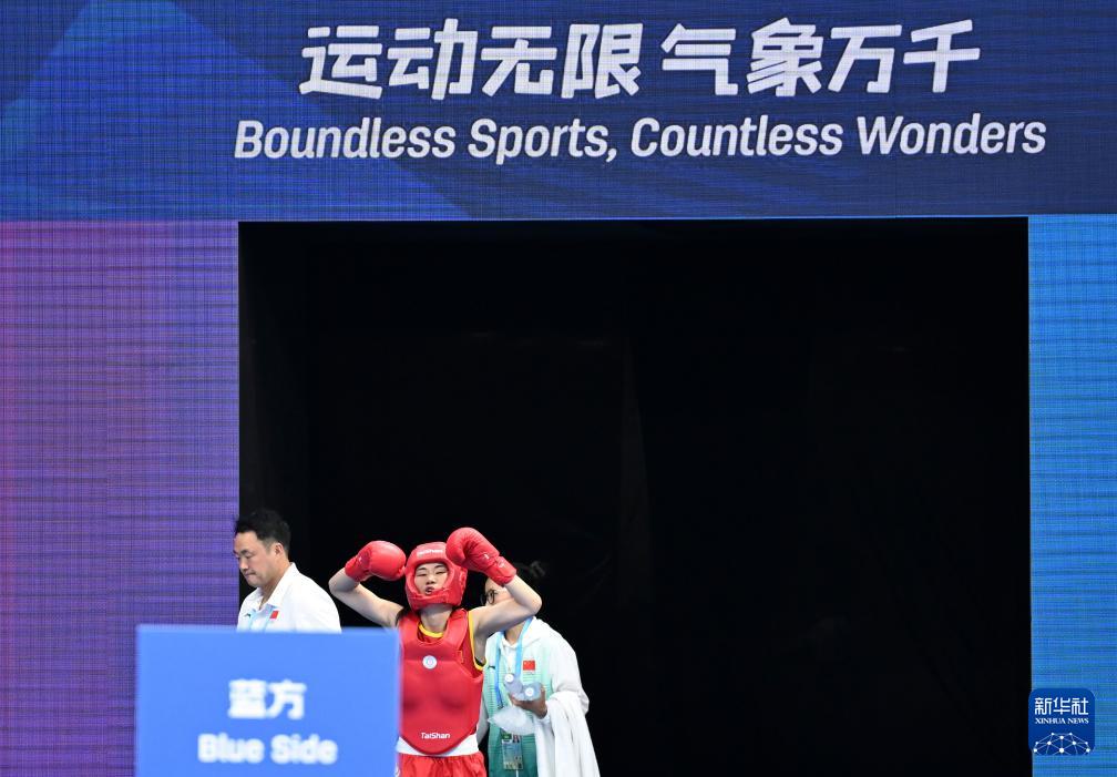 KjK, 成都世运会, 贝赫