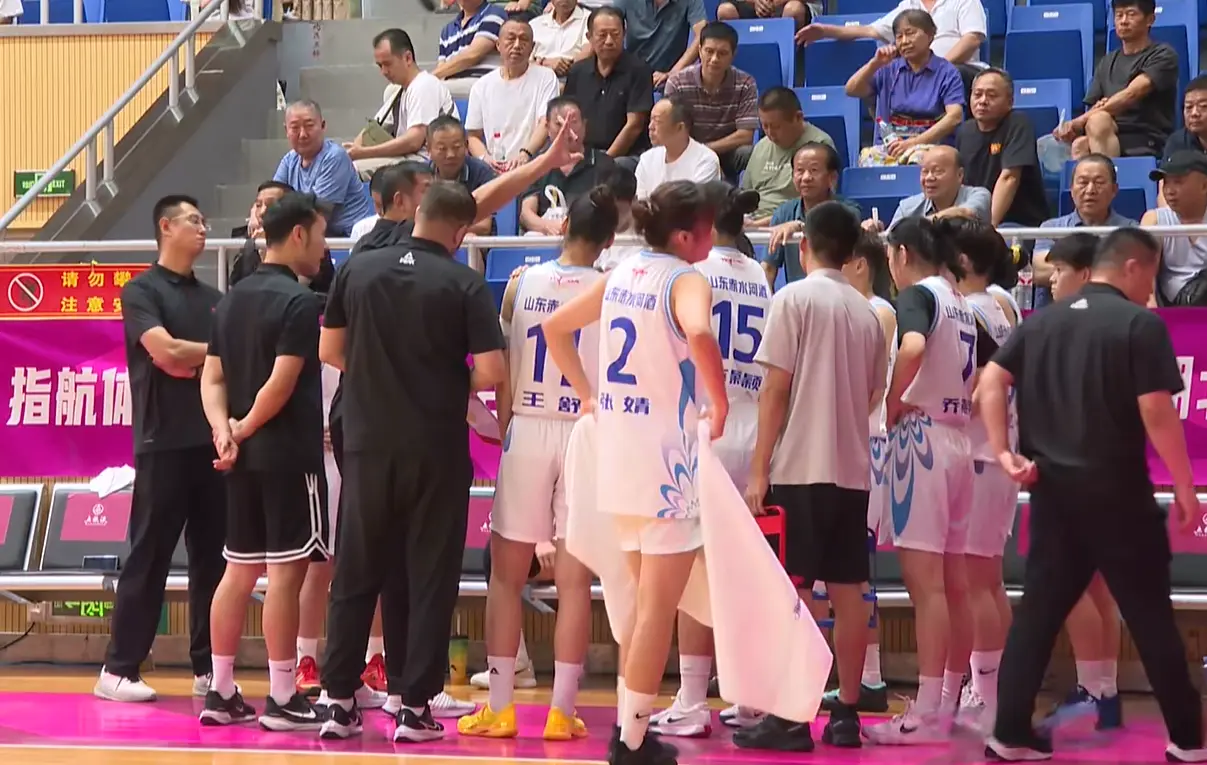 领先那么多, 打了山东女