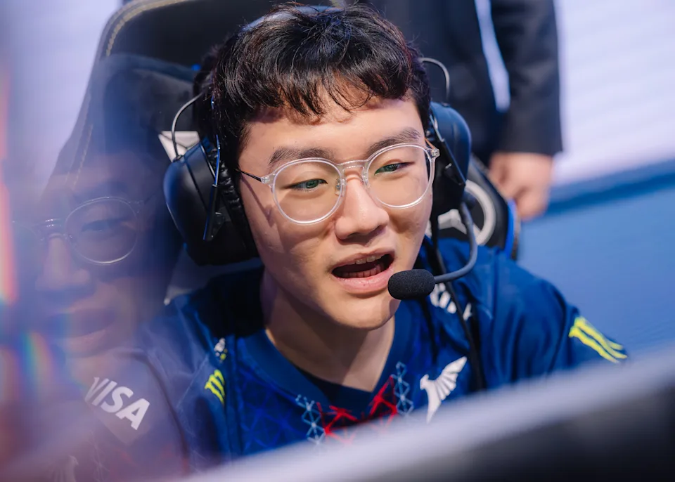 经被抽出要, Betty